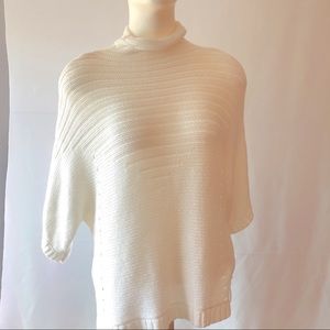 Lolé of Montreal White short sleeve sweater medium